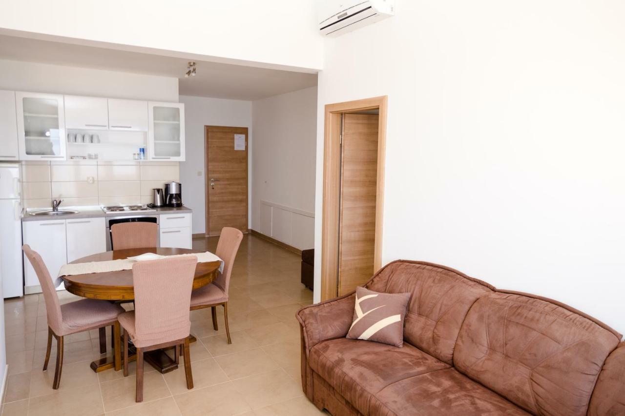 Apartments Bandalo Подстрана Екстер'єр фото